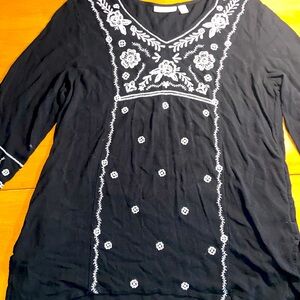 Womens Boho blouse size LP